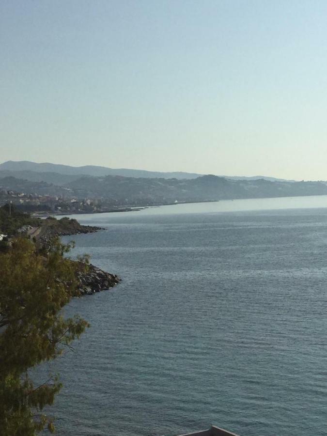 Marina Capo Pino Sanremo Exterior foto